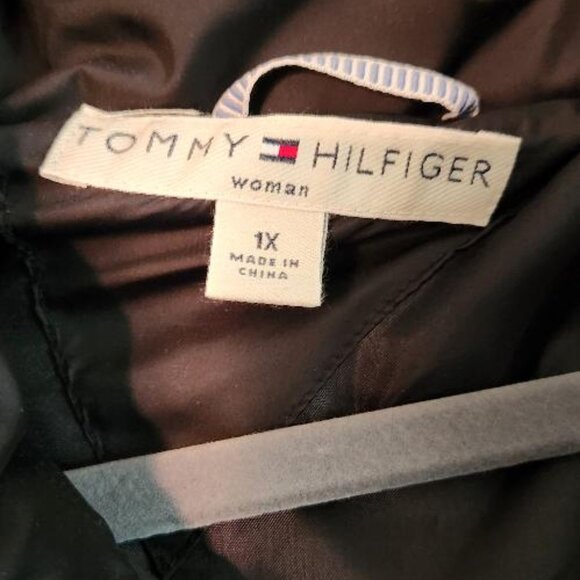 Tommy Hilfiger Black Puffer Jacket - Picture 3 of 6